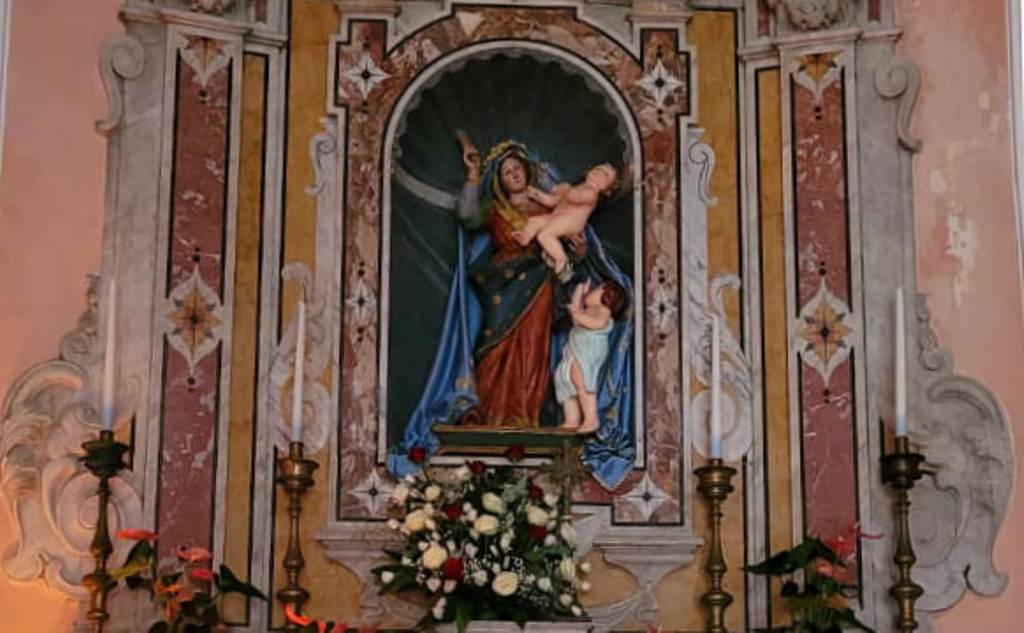 Illustrazione: Oggi 5 Agosto in paese si celebra la Madonna del Soccorso!