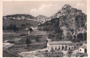 Vista panorama generale con centrale elettrica